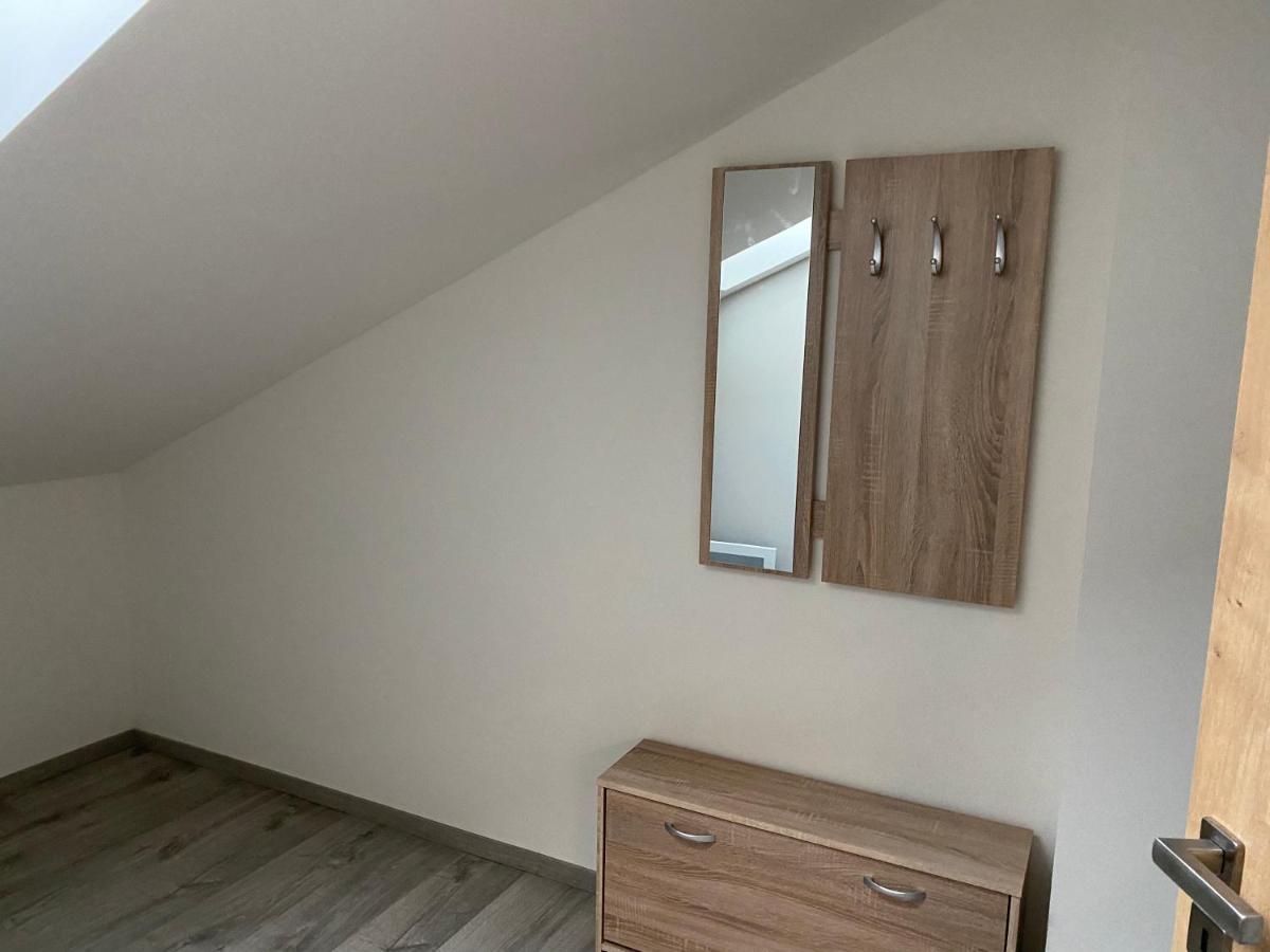 Klicperovo 2Kk Apartman Hradec Králové Kültér fotó